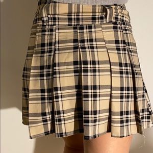 Plaid mini skirt